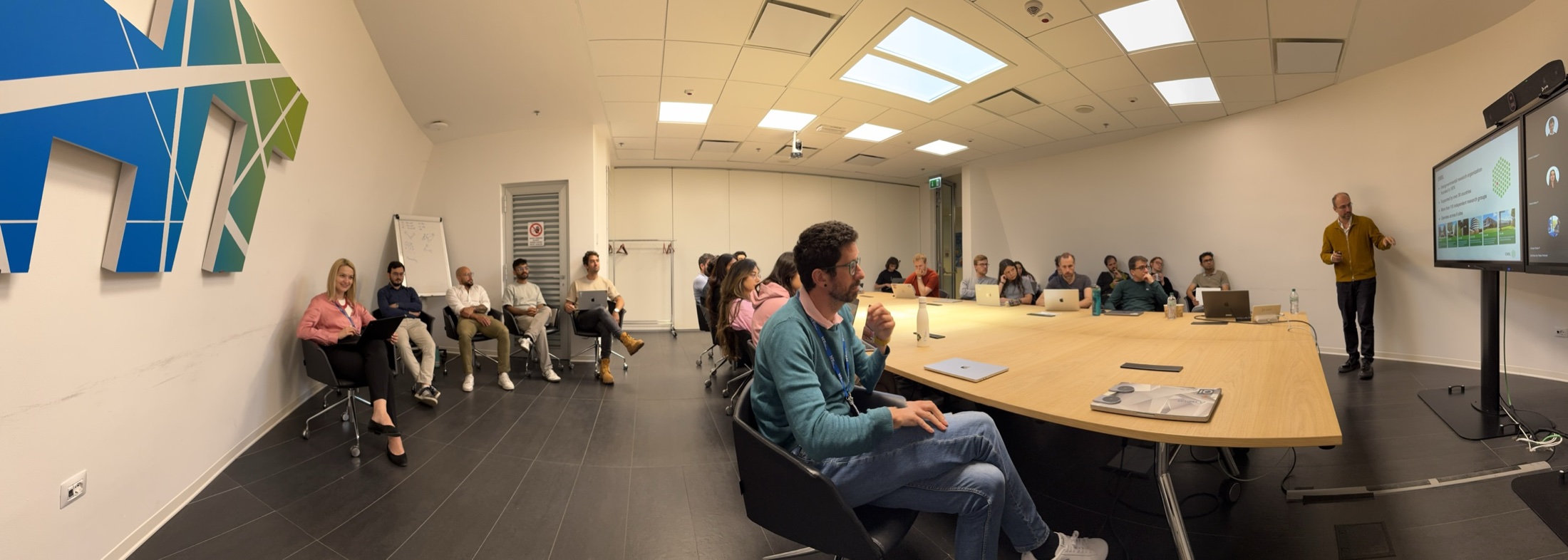 A working session at Human Technopole during Fabio Petroni's visit